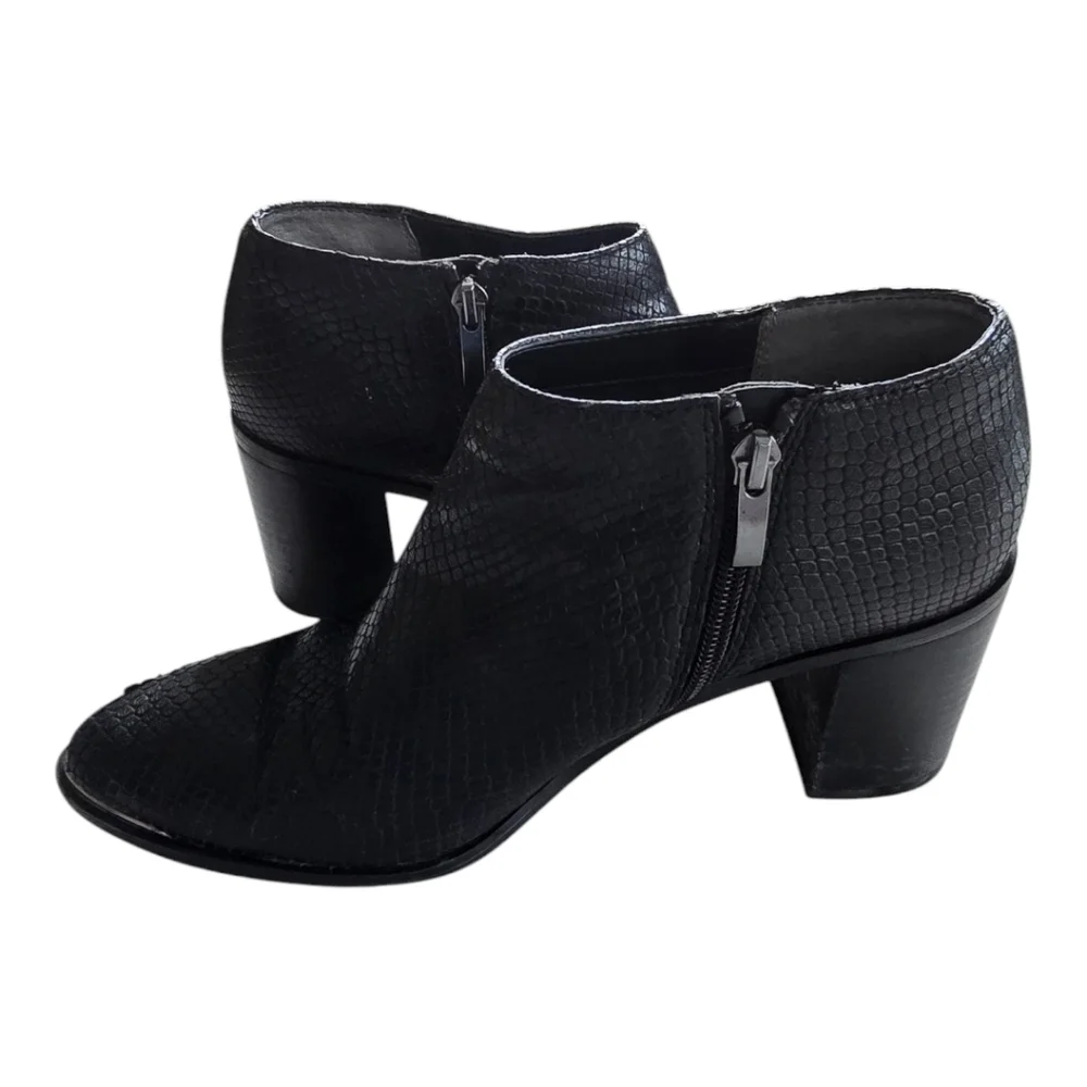 Franco Sarto Booties Women 9M Brooks Black Ankle Zip Snake Embossed Block Heel